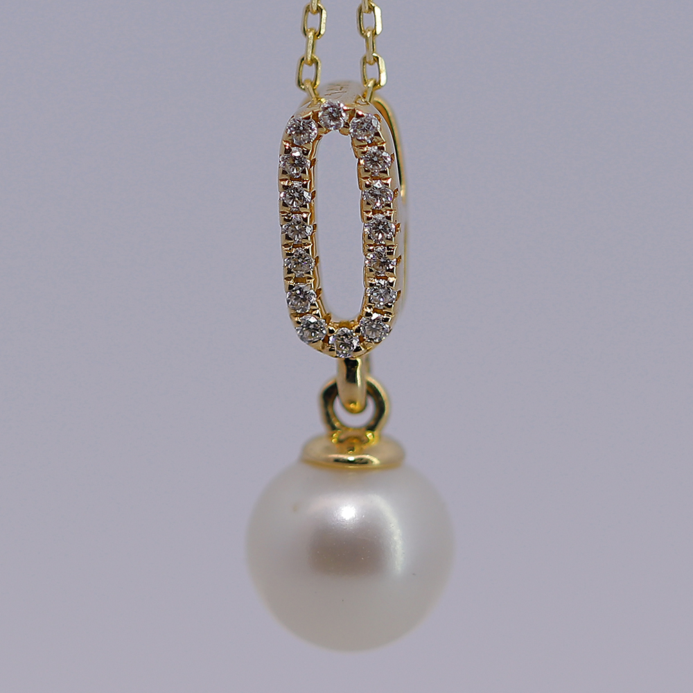 14K Gold Pendant with Stone and Pearl 