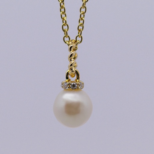 18K Gold Pendant with Stone and Pearl