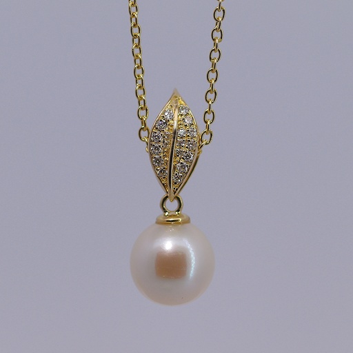 14K Gold Pendant with Stone and Pearl 