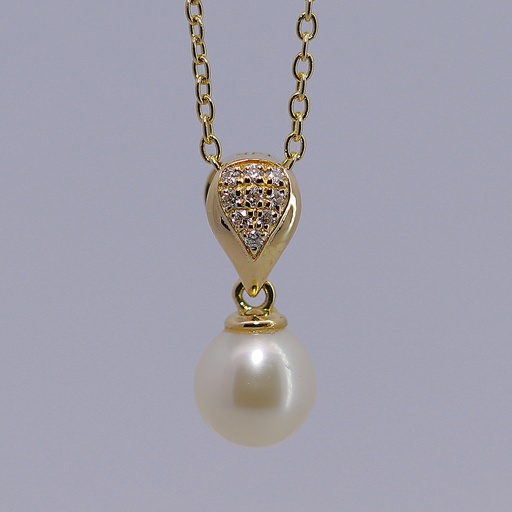 14K Gold Pendant with Stone and Pearl